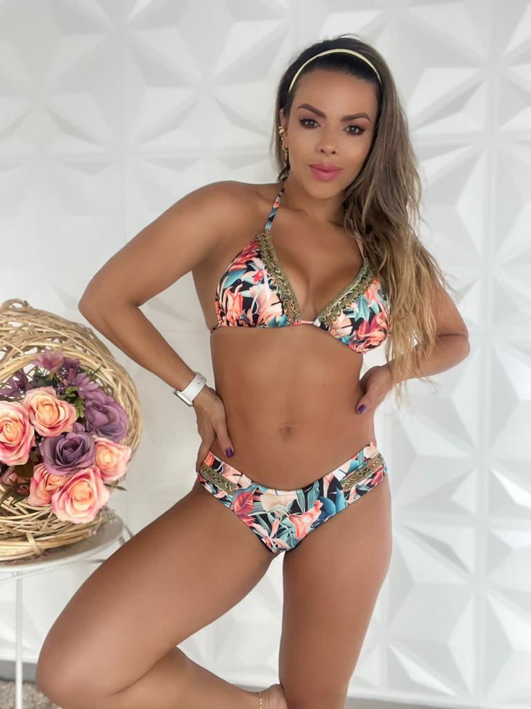 Hojas bikini